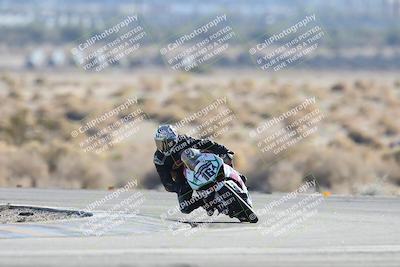 media/Dec-07-2025-CVMA (Sun) [[3e7d2de5dc]]/Race 12- Formula 40 MW and LW/